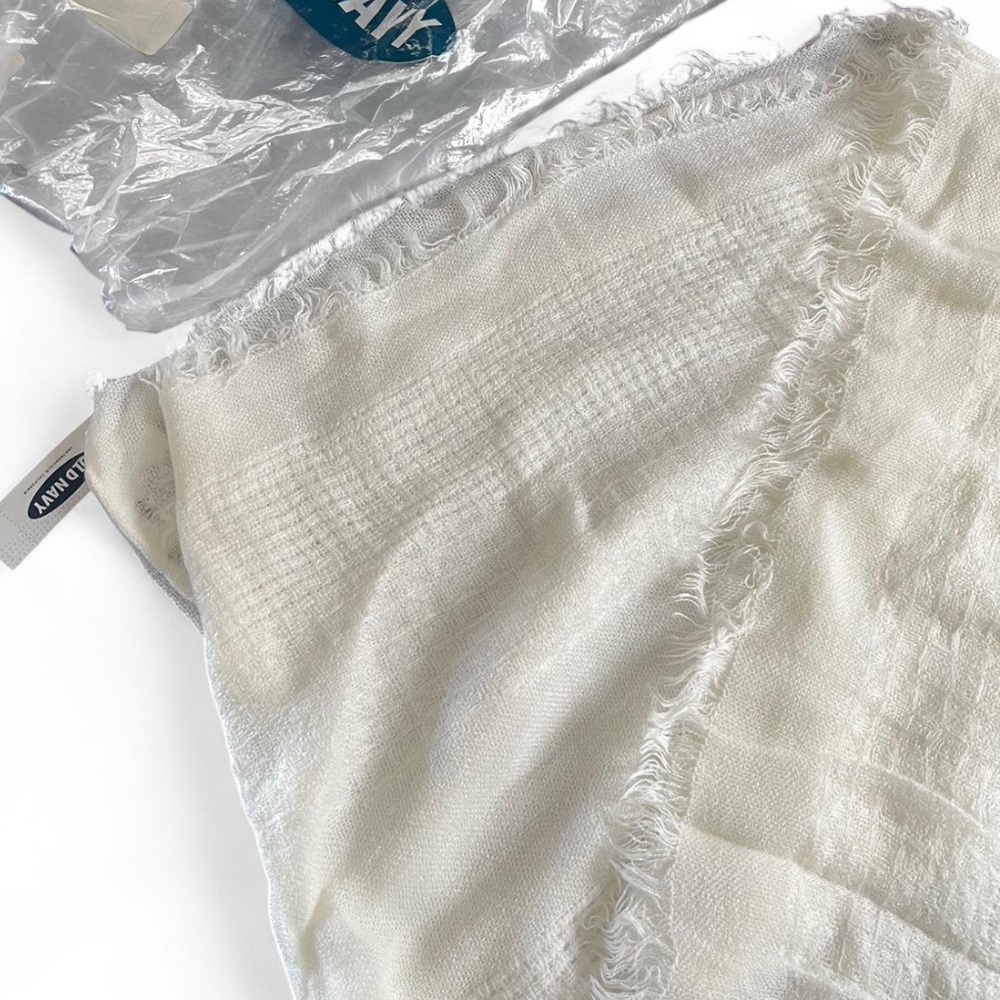 Old Navy Cream Fringed Scarf